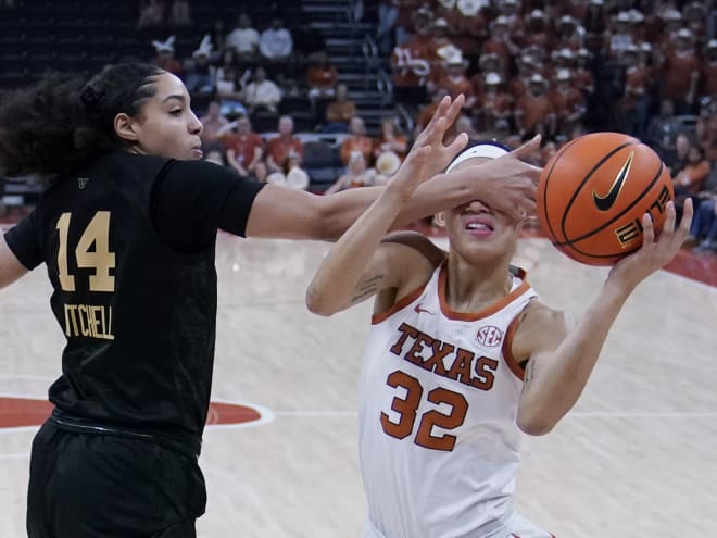 Vanderbilt Falls to Texas 87-66