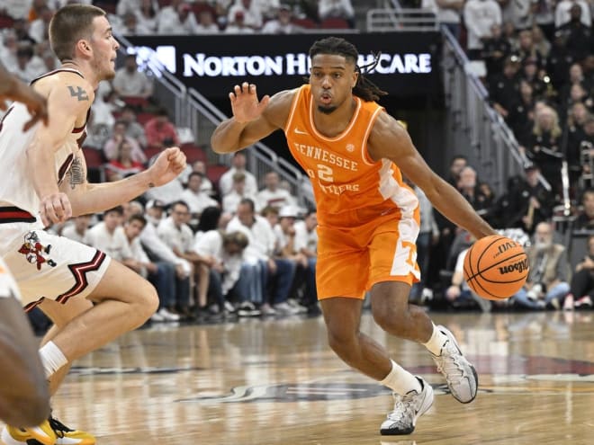 Tennessee men’s basketball climbs in latest polls