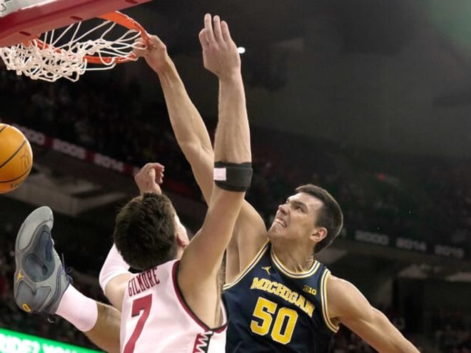 Quick Hits: No.11 Wisconsin Falls in Big Ten Opener to Michigan, 67-64