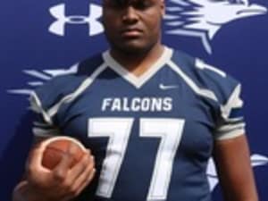 SDSU offers JuCo tackle from Scranton, PA