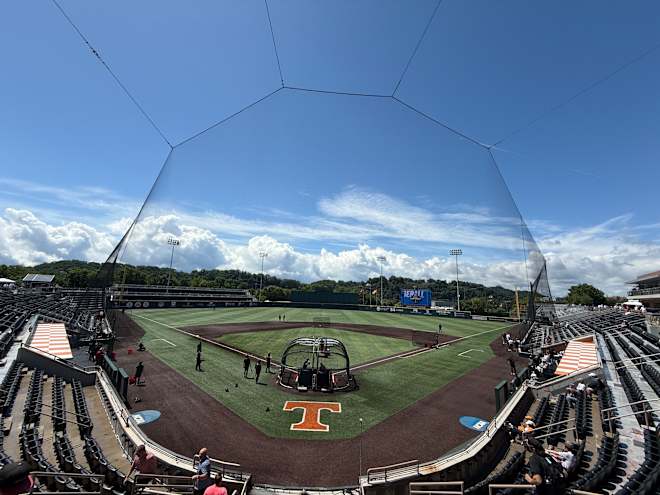 Bearcats defeat Wake Forest 11-6, advance in NCAA Regionals