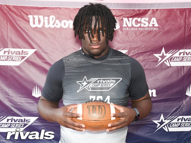 Alabama, Georgia offers shake things up for DL Floyd Boucard