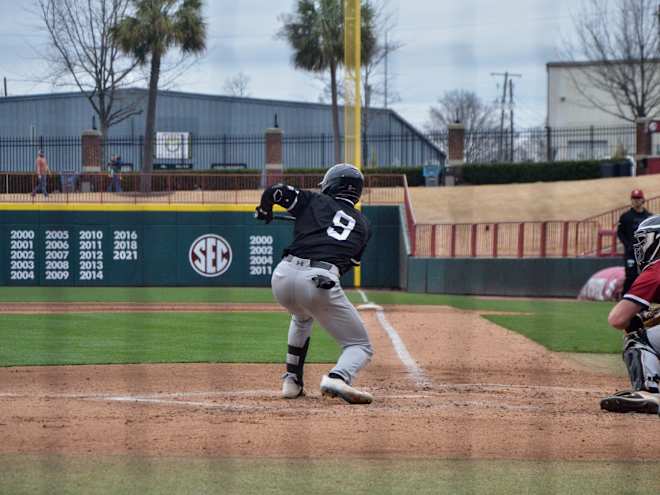 Depleted Gamecocks hold off Charleston Southern for 5-3 win