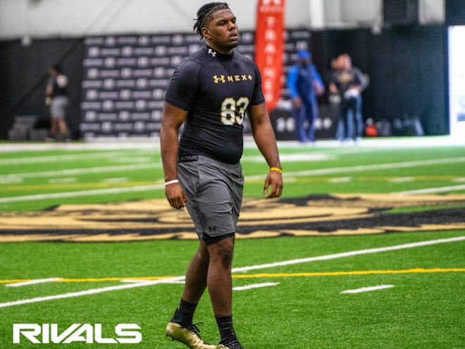 Former Tennessee football 2026 4-star, top 100 DL commit picks Miami