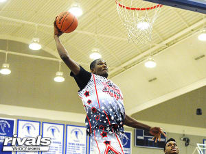 Video: DeAndre Ayton at the Pangos All-American Camp