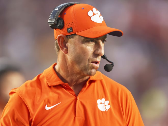 Sunday Night: Swinney on anniversary, Klubnik, Stellato, Tony Elliott