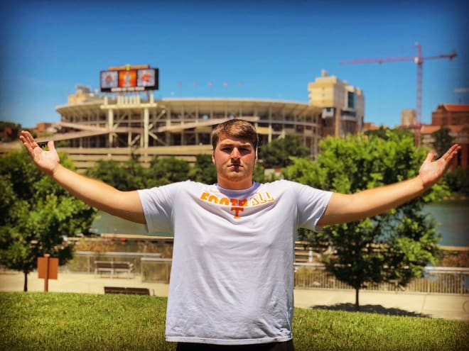 BREAKING: Cooper Mays commits to Tennessee, talks road to Rocky Top