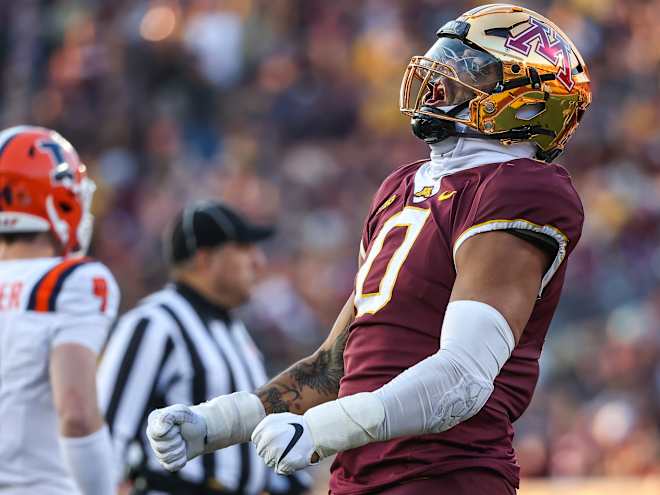 Gophers Stars Koi Perich, Anthony Smith Named to Lott Watch List