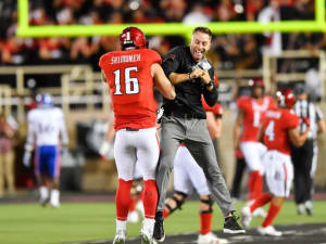 Takeaways: Kingsbury very pleased with Shimonek, defense, not special teams