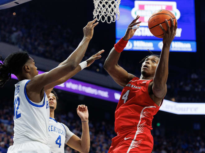 Foster looking for next college home