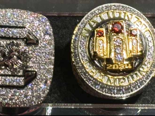 South Carolina women's basketball recieves championship rings