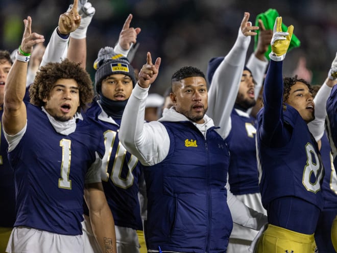 Notre Dame football climbs two spots to No. 8 in latest CFP rankings