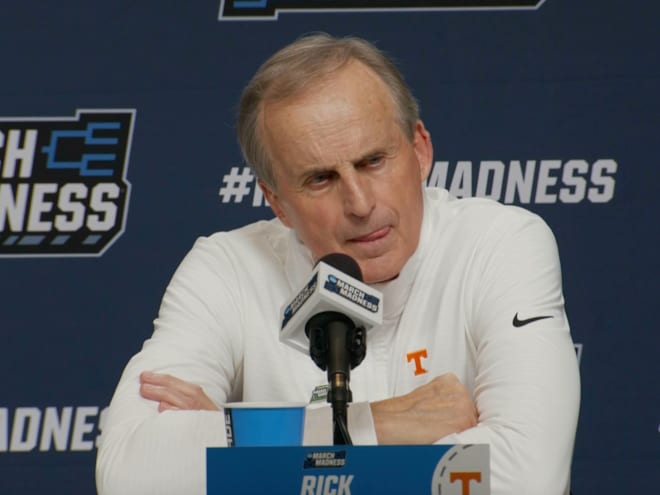 WATCH: Tennessee's Rick Barnes, players react to Sweet 16 berth