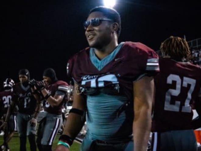 Q&A with Red Oak defensive lineman Gabriel Giadolor