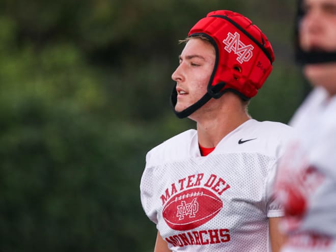 USC continues push for Mater Dei TE Mark Bowman