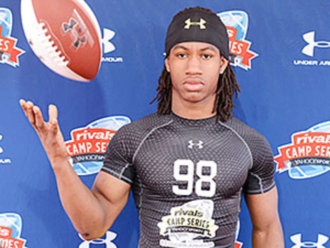 Michigan Football Recruiting: Jaylen Kelly-Powell Talks U-M