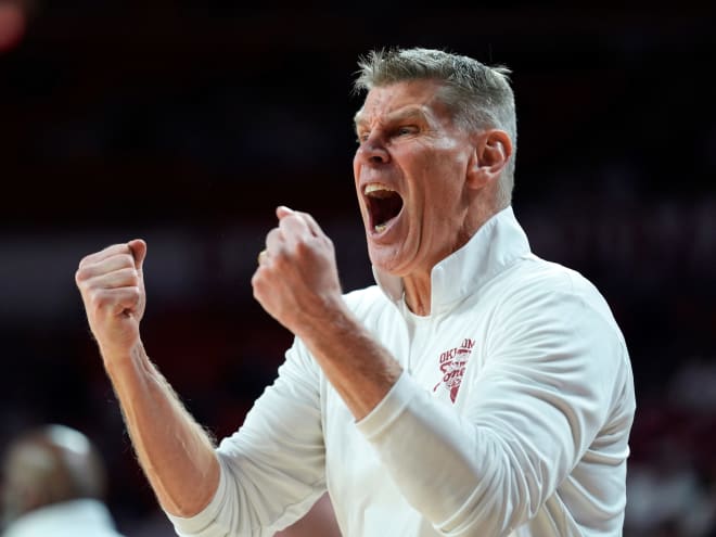 Midweek Mailbag: Is the Porter Moser era doomed?