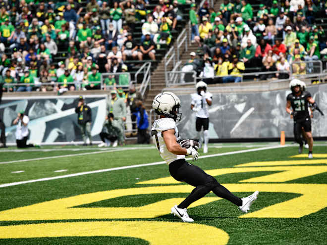 From the Trenches to the Backfield: Oregon Offense Embraces a New Standard