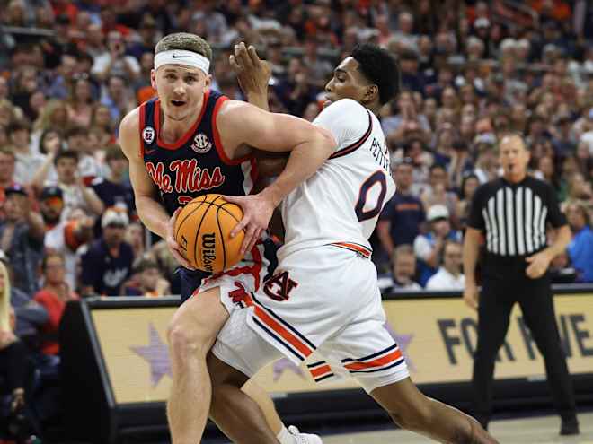 Rebels dominated at No. 1 Auburn, lose third straight