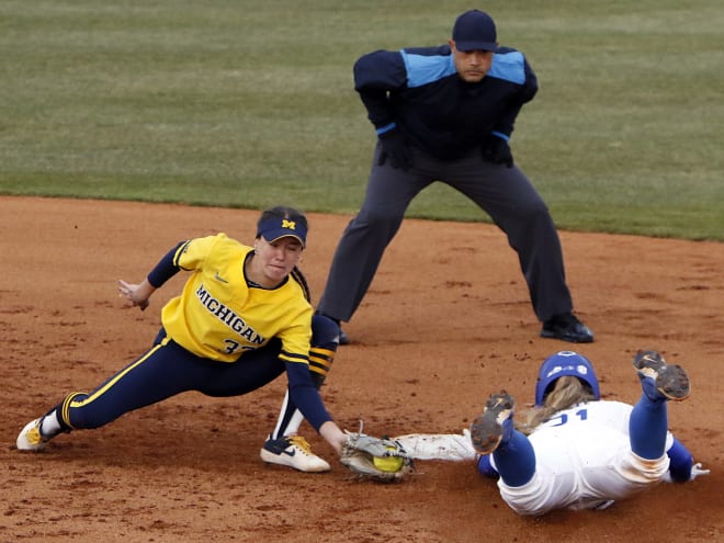 Michigan tops Cats in opening game of Cropp Classic