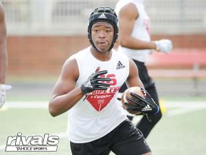 4-star RB gets Tues. offer, has coach connection to UM: "It was exciting"