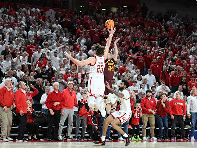 Minnesota Basketball Hits Game Winner To Take Down Nebraska On The Road