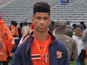 Texas CB visits Auburn, will return for official visit