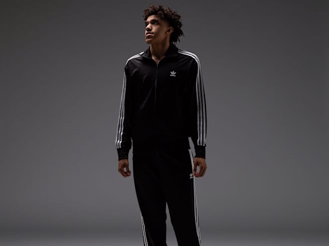 Louisville target Tay Kinney signs with Adidas