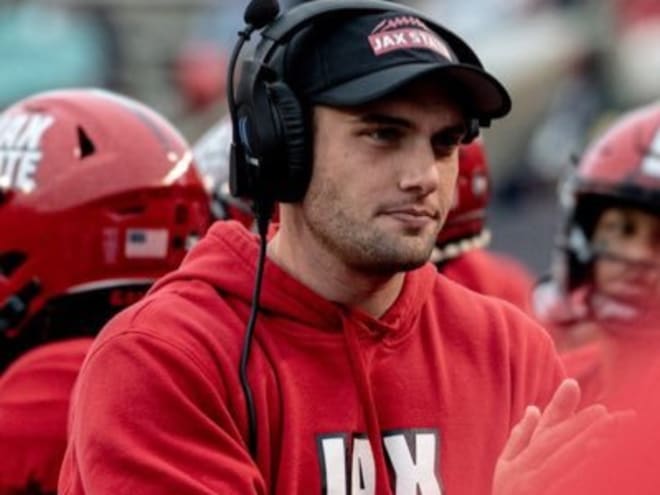 Rodriguez Announces Garrett as Wide Receivers Coach​