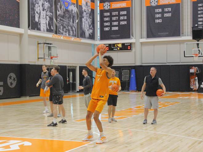 Could Tennessee basketball freshman Nate Ament be next year's No. 1 pick?