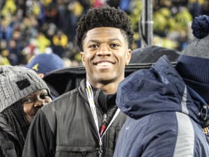 Michigan Football Recruiting: U-M Will Have A Shot With Lance Dixon