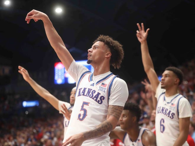 Zeke Mayo shines in official Allen Fieldhouse debut