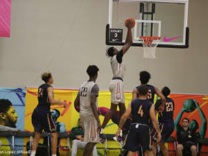 Bossi: Kentucky offers five-star big man Bol Bol