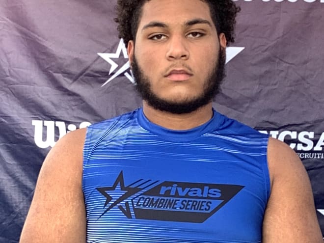 2026 Ohio DT Elijah Berman felt the love at Northwestern's Wrigley game