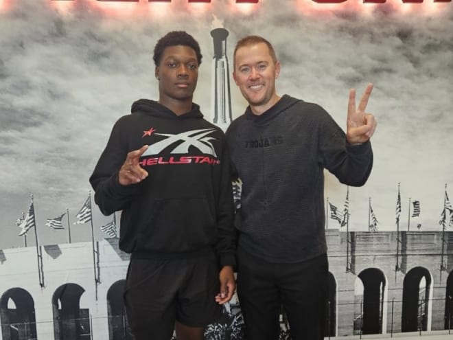 Rivals250 LB Ty Jackson commits to USC on visit