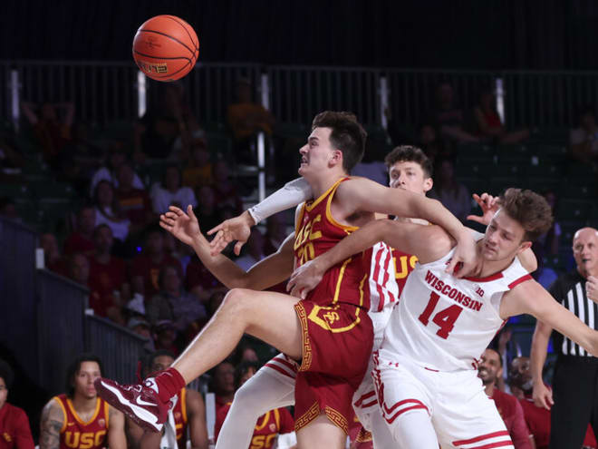 Wisconsin Hoops Opens Conference Schedule Against Michigan