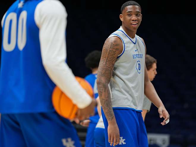 Where Kentucky ranks in way too early college basketball polls