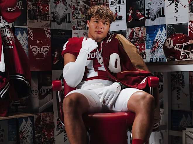 Oklahoma unloads a two-way pitch to LB Braxton Lindsey on his official