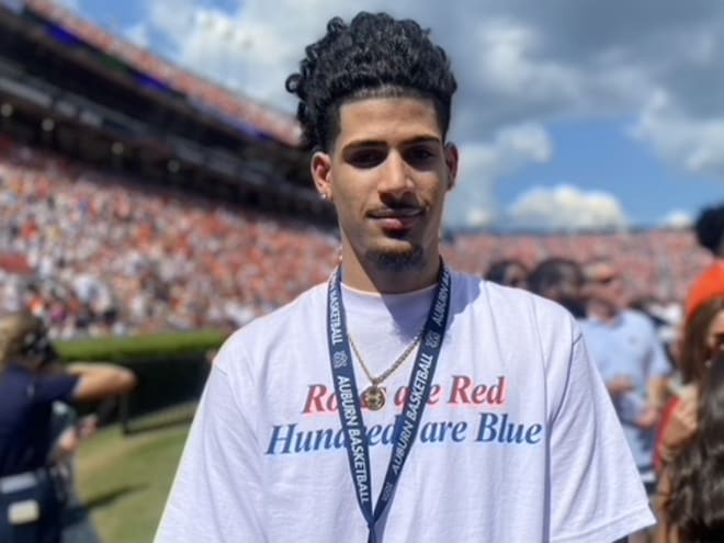 Auburn 'great' place to be at for top-50 wing