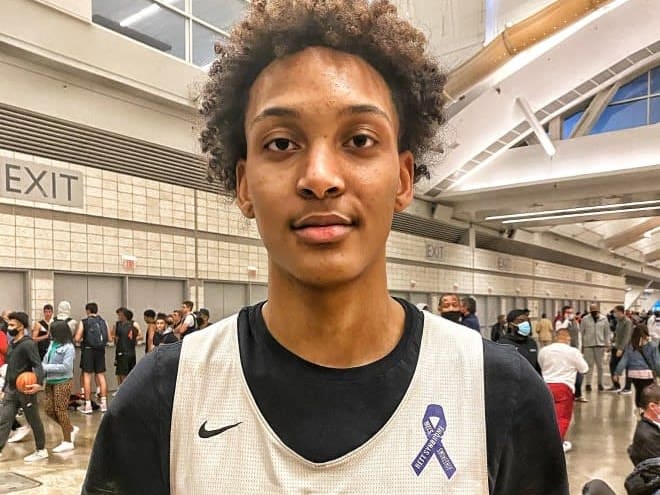 Calipari scouts Isaiah Miranda in person