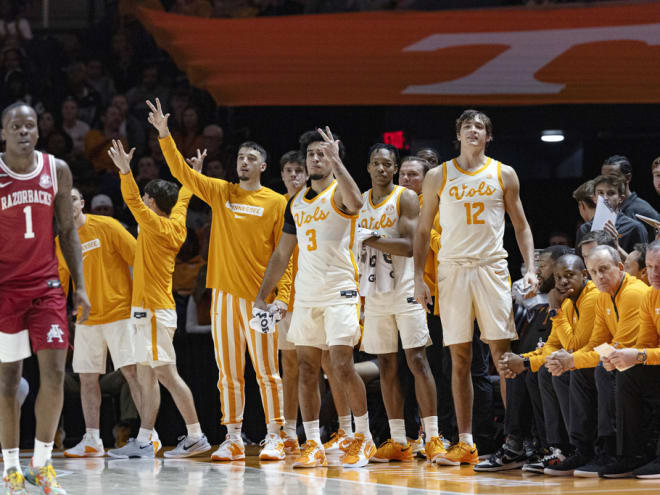 Tennessee basketball remains atop AP Top 25 for fifth-straight week