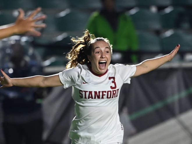 Recap: Late goals propel No. 3 Stanford WSOC past UConn in NCAA tourney