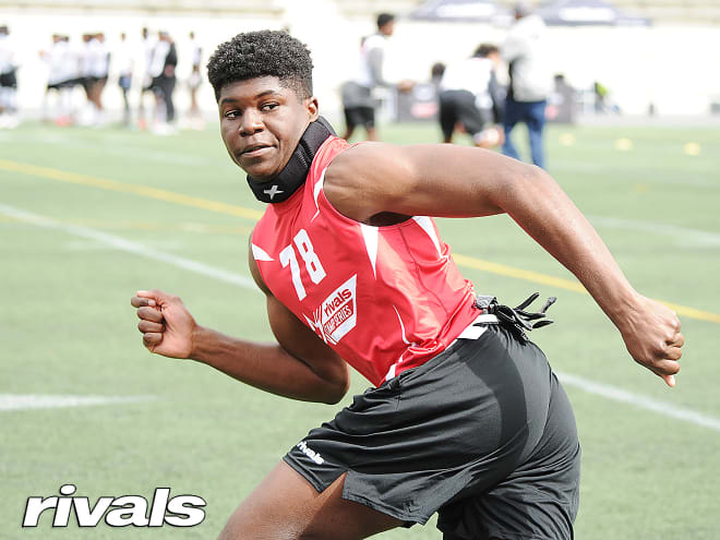 Four-star LB David Bailey has busy month