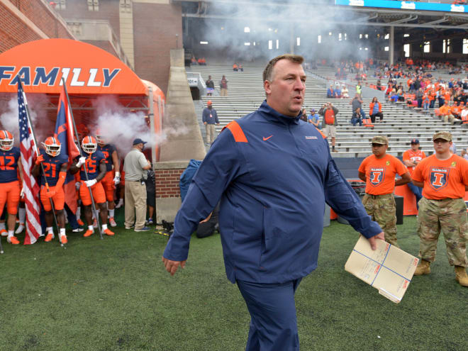 Notebook: Illinois kicks off spring football