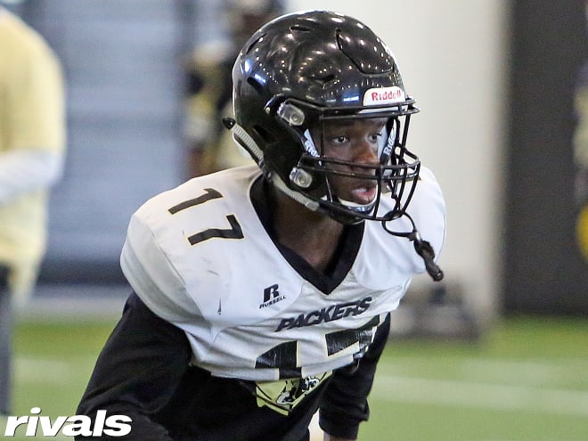 Wide receiver expects to take official visit to Kentucky