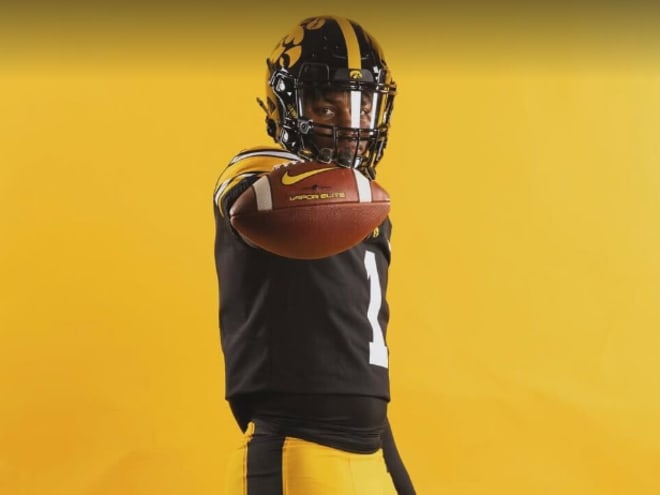 Fresh Dough: Iowa Signs Three 2025 Defensive Backs