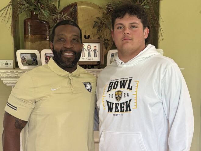 Army emerges as contender for O-Lineman Wes Wiggins
