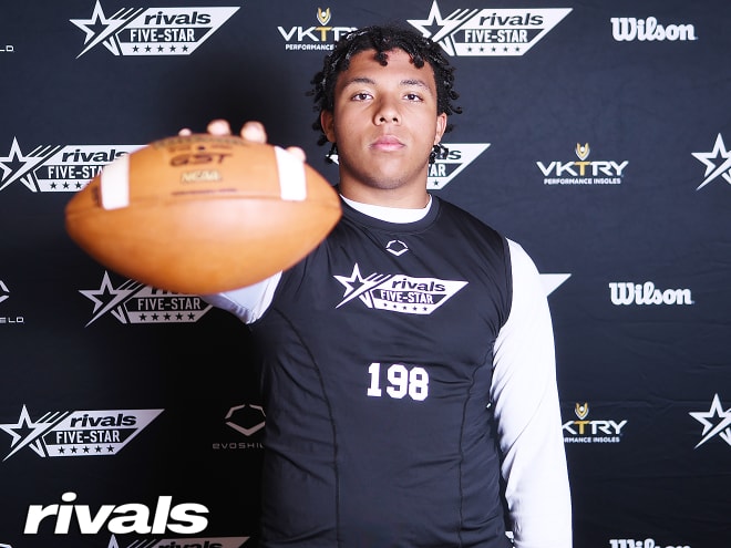 Four-star DE: "Don't forget I'm from Lexington, it's home"
