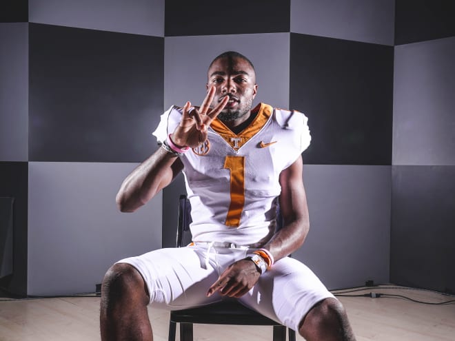 BREAKING: Final visit sealed the deal for Jimmy Holiday as Vols flip TCU QB