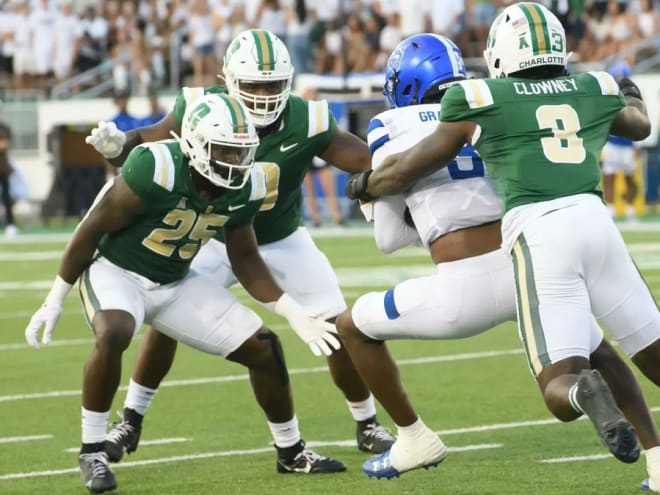 Demon Clowney Signs With the Louisville Football Program